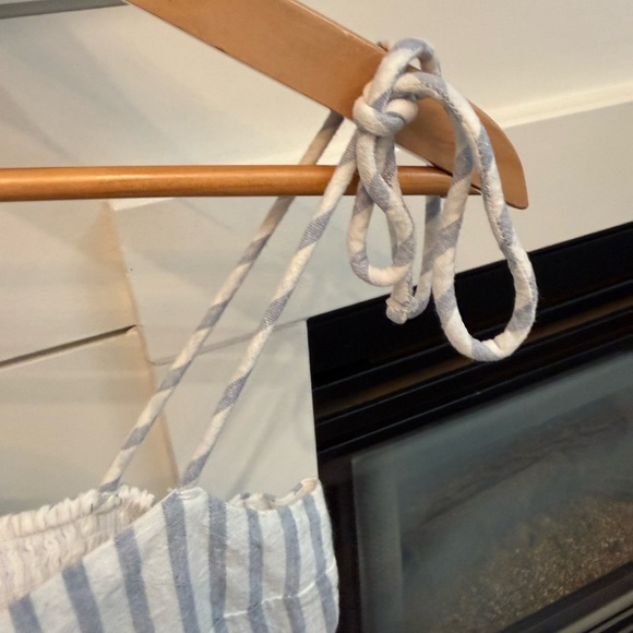 Abercrombie & Fitch women’s light Blue & White Striped Dress with Tie Straps - Picture 10 of 17